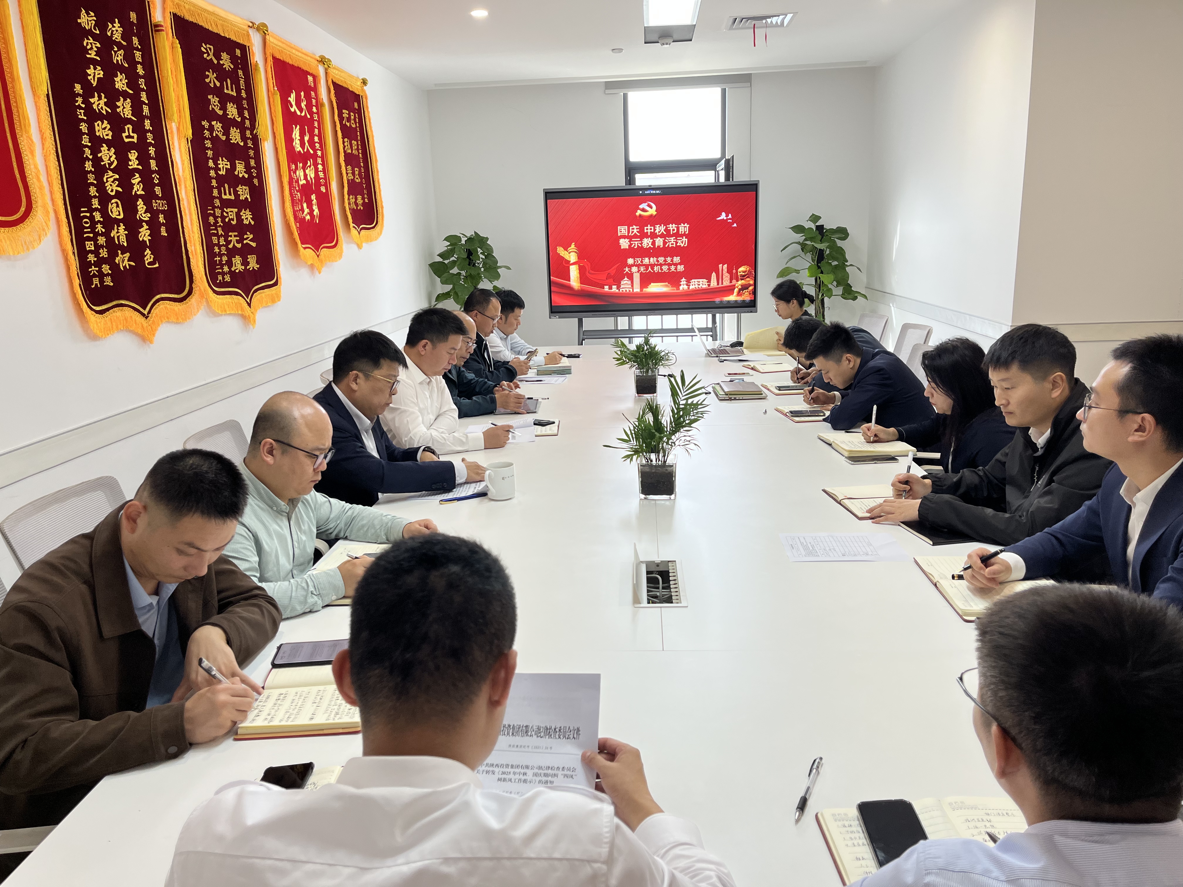 20251107/690d648def38b.jpg c9f96e0aeef590552aaa325d9c72daac.jpg